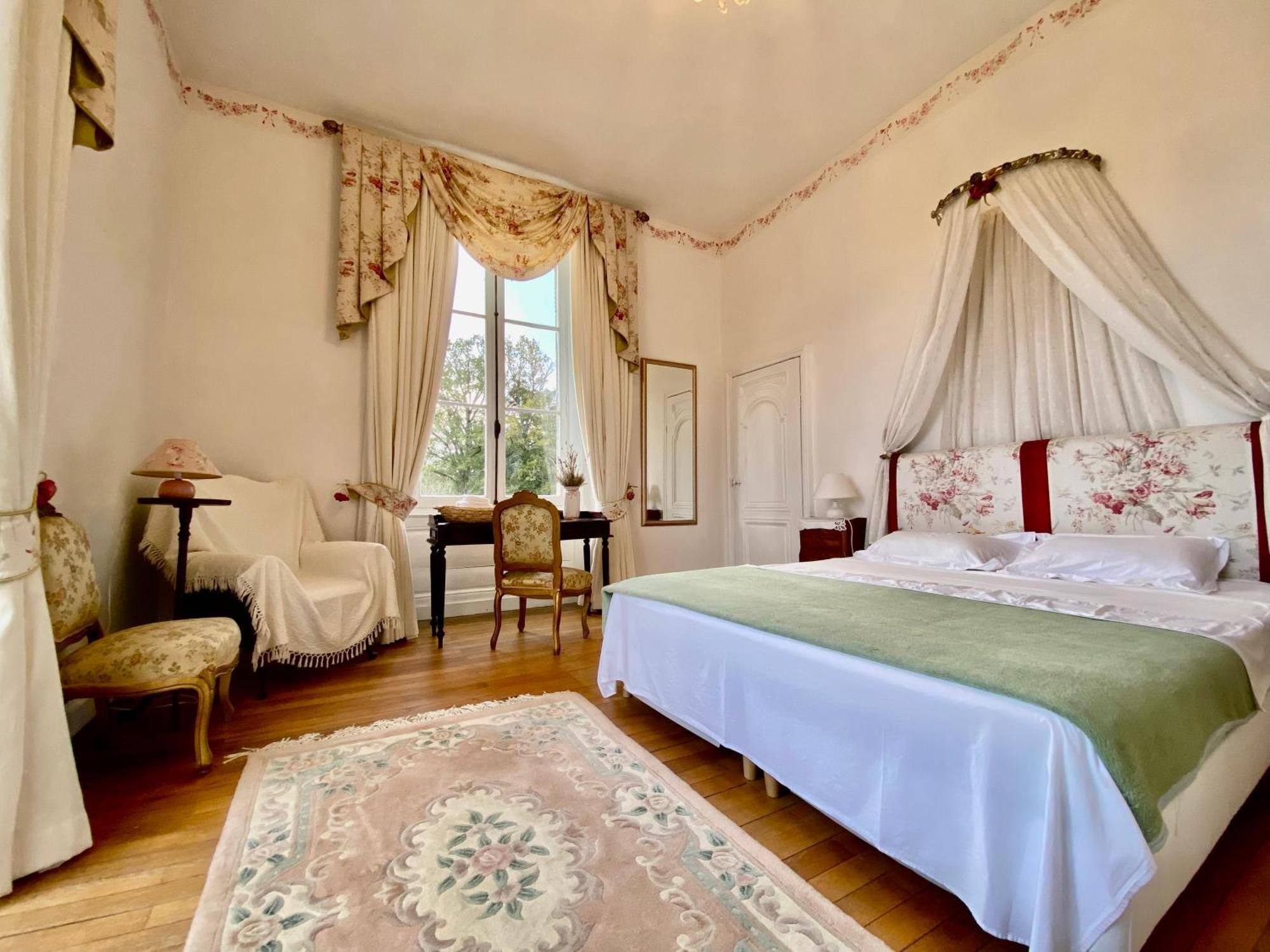 Chateau La Bainerie Tierce Buitenkant foto